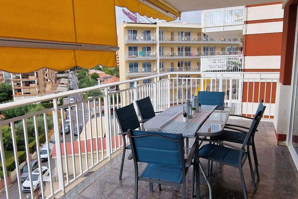 Apartamento Dos Habitaciones, Frente A La Playa, Benicassim Exterior photo